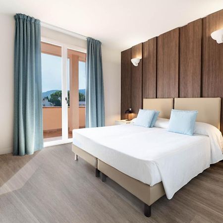Hotel Riva Del Sole Марина-ди-Кампо Экстерьер фото
