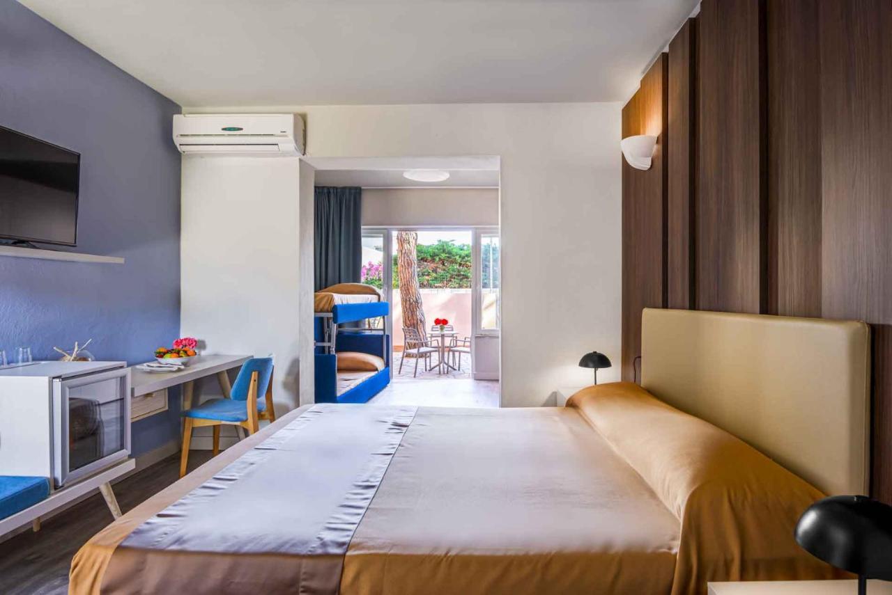 Hotel Riva Del Sole Марина-ди-Кампо Экстерьер фото