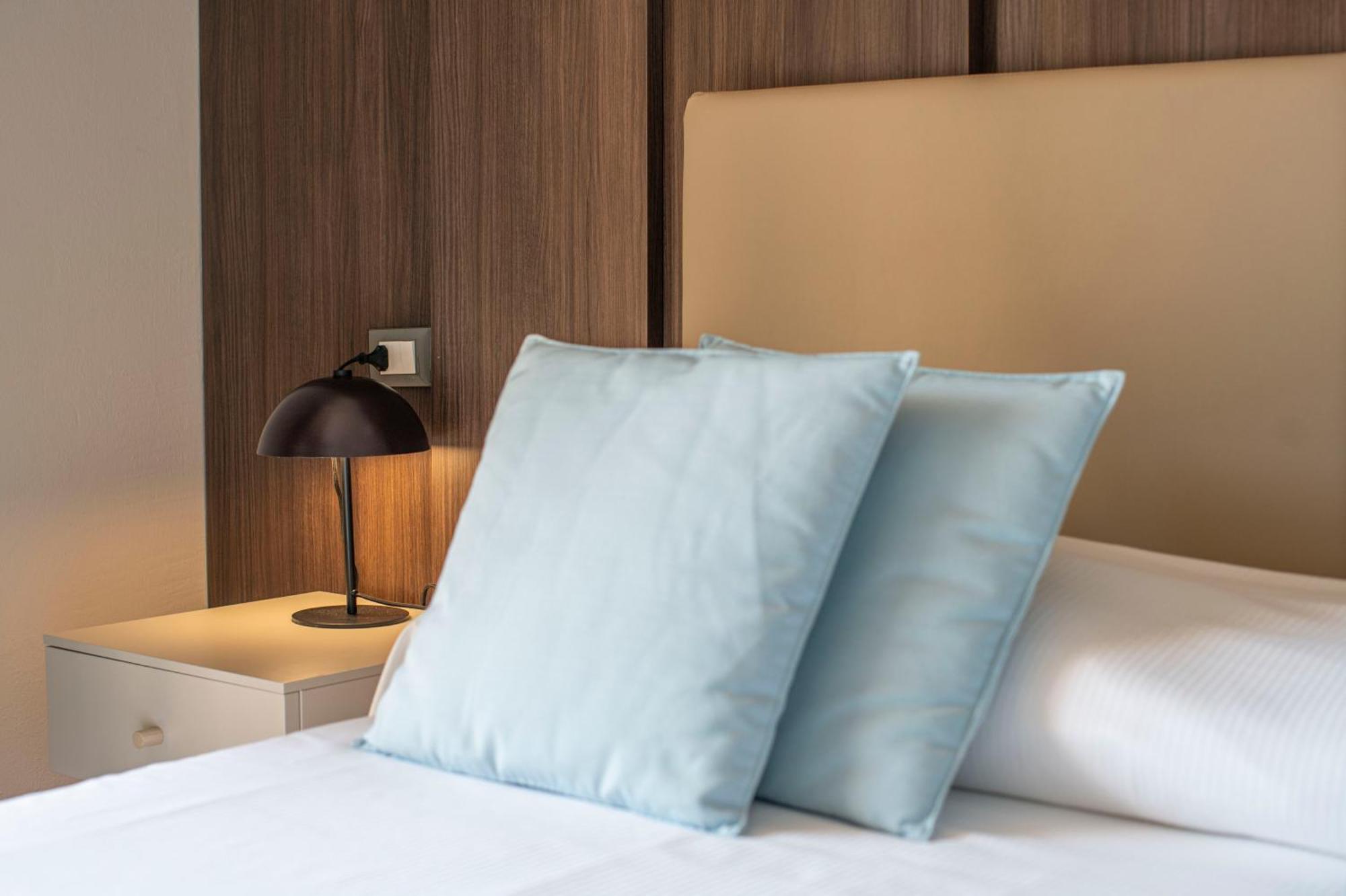Hotel Riva Del Sole Марина-ди-Кампо Экстерьер фото