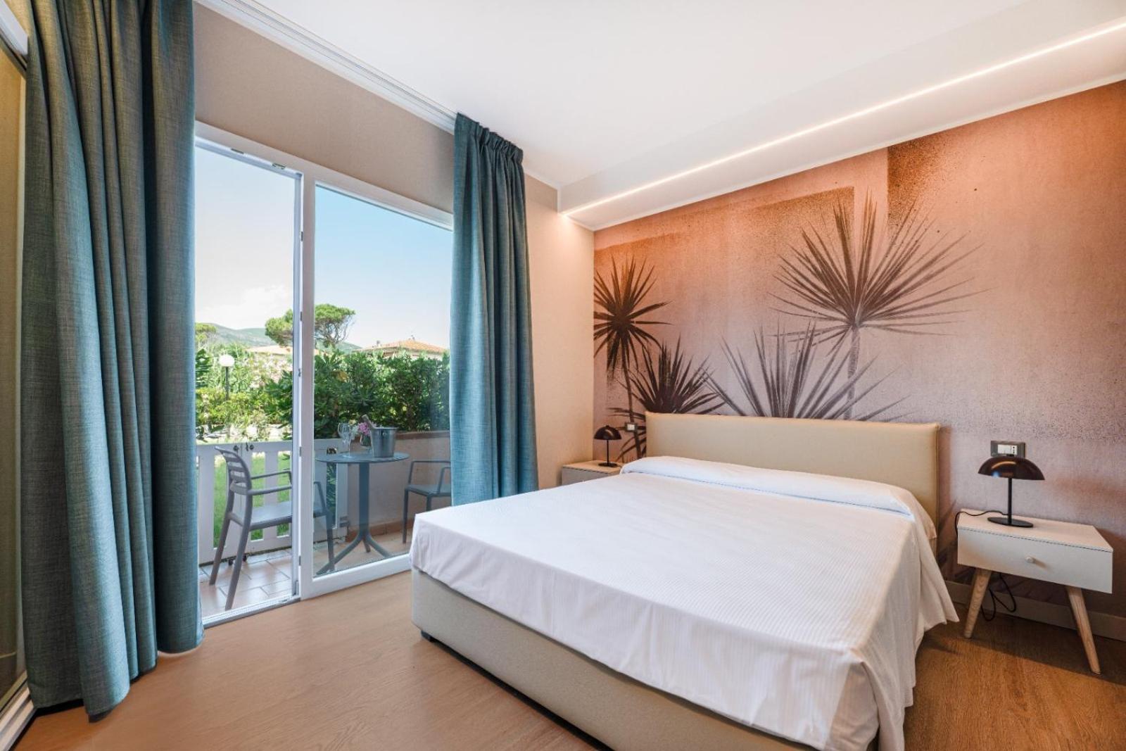 Hotel Riva Del Sole Марина-ди-Кампо Экстерьер фото
