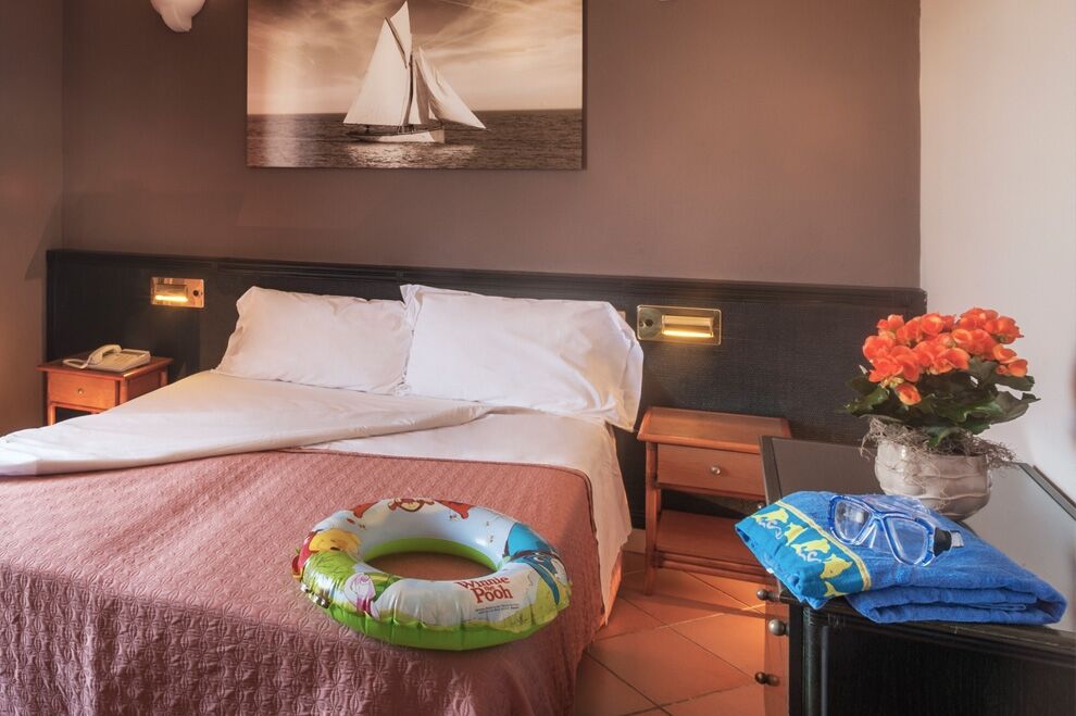 Hotel Riva Del Sole Марина-ди-Кампо Экстерьер фото